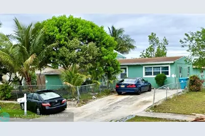 111  Ocean Pkwy, Boynton Beach, FL 33435 - Photo 1
