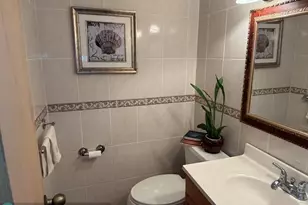 802 SE 7th St, Deerfield Beach, FL 33441 - Photo 5