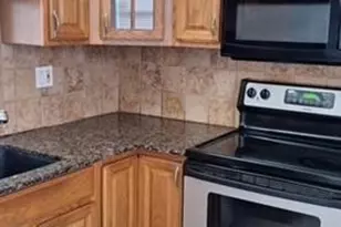 2860 Somerset Dr, Lauderdale Lakes, FL 33311 - Photo 7