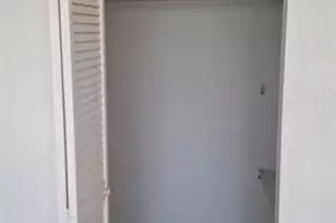 2860 Somerset Dr, Lauderdale Lakes, FL 33311 - Photo 11