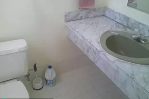 877 NE 195th St, Miami, FL 33179 - Photo 9