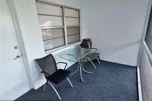 580 Egret Dr, Hallandale Beach, FL 33009 - Photo 3