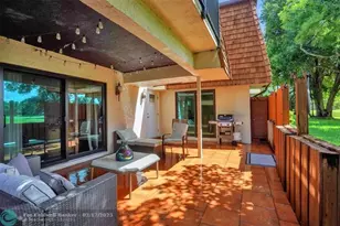 2070 SW 90th Ave, Davie, FL 33324 - Photo 3