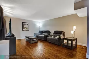 2070 SW 90th Ave, Davie, FL 33324 - Photo 13