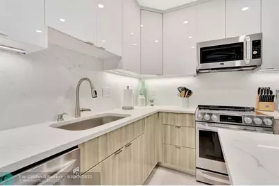 397  Sundial Cir, Unit #397, Margate, FL 33068 - Photo 7