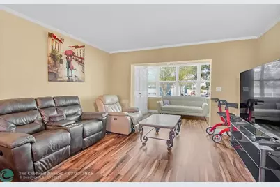 7837  Golf Circle Dr, Unit #209, Margate, FL 33063 - Photo 9