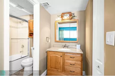 7837  Golf Circle Dr, Unit #209, Margate, FL 33063 - Photo 17