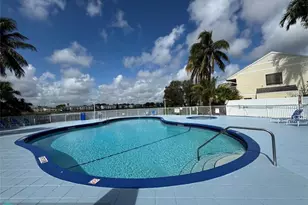 3429 NW 44th St, Lauderdale Lakes, FL 33309 - Photo 17