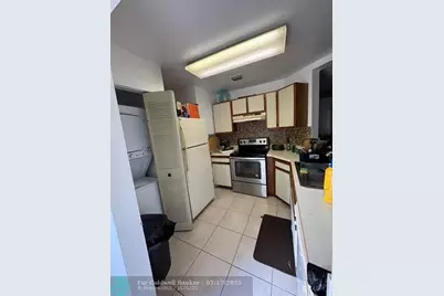 3429 NW 44th St, Unit #102, Lauderdale Lakes, FL 33309 - Photo 5