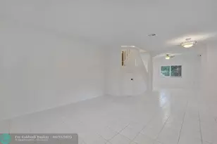 10320 SW 18th St, Miramar, FL 33025 - Photo 13