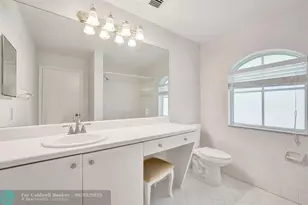 10320 SW 18th St, Miramar, FL 33025 - Photo 35