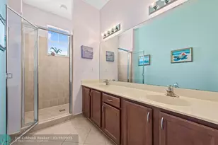 580 Pacific Grove Dr, West Palm Beach, FL 33401 - Photo 19