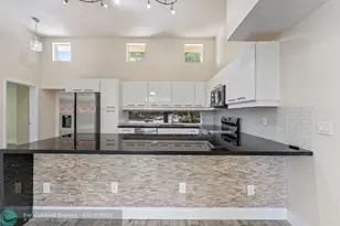 4620 NE 18th Ave, Pompano Beach, FL 33064 - Photo 5