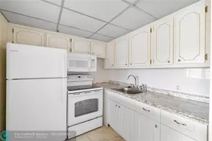 358 Dorset I, Boca Raton, FL 33434 - Photo 3