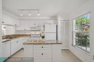 10845 NW 46th Dr, Coral Springs, FL 33076 - Photo 11