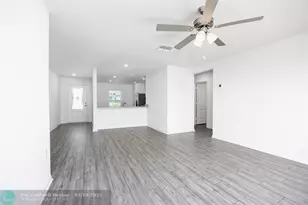 8725 98th Ct, Vero Beach, FL 32967 - Photo 7