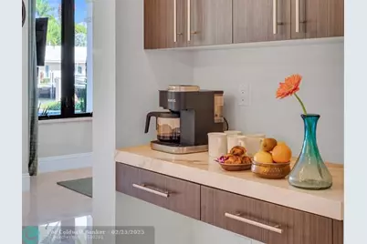 156  Fiesta Way, Fort Lauderdale, FL 33301 - Photo 11