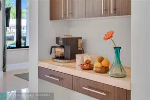 156 Fiesta Way, Fort Lauderdale, FL 33301 - Photo 11