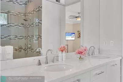 156  Fiesta Way, Fort Lauderdale, FL 33301 - Photo 29