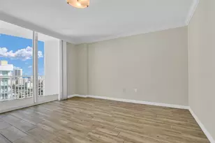 1745 E Hallandale Beach Blvd, Hallandale Beach, FL 33009 - Photo 17