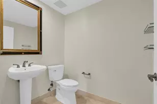 1745 E Hallandale Beach Blvd, Hallandale Beach, FL 33009 - Photo 27