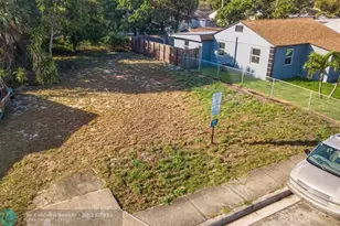 555 W 2nd St, Riviera Beach, FL 33404 - Photo 7