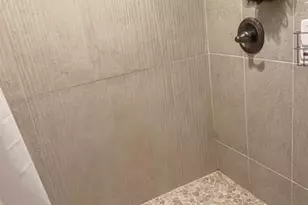 6061 N Falls Cir Dr, Lauderhill, FL 33319 - Photo 11