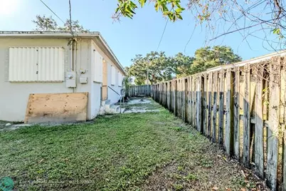 734 SW 4th St, Dania Beach, FL 33004 - Photo 33
