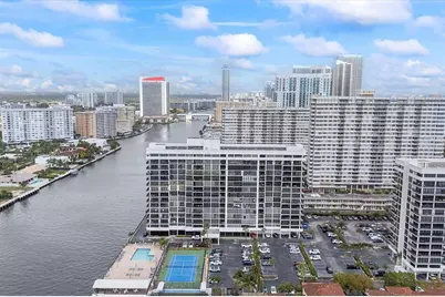 2017 S Ocean Dr, Unit #710, Hallandale Beach, FL 33009 - Photo 5