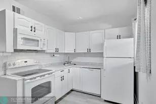 2741 NE 8th Ave, Wilton Manors, FL 33334 - Photo 1