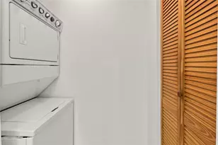 241 SE 11th Ave, Pompano Beach, FL 33060 - Photo 5