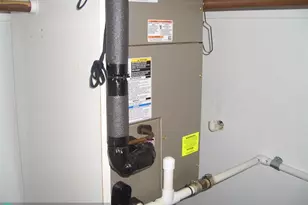 2737 NE 28th St, Lighthouse Point, FL 33064 - Photo 5