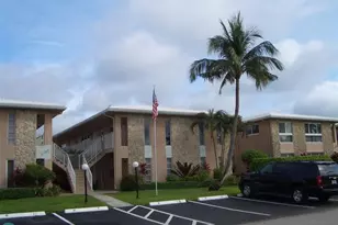 2737 NE 28th St, Lighthouse Point, FL 33064 - Photo 1