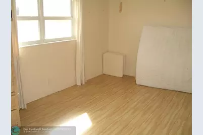 2737 NE 28th St, Unit #7W, Lighthouse Point, FL 33064 - Photo 3