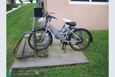 2737 NE 28th St, Unit #7W, Lighthouse Point, FL 33064 - Photo 15