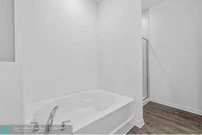 9316  104th Ave, Vero Beach, FL 32967 - Photo 17