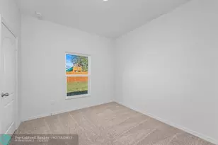 9316 104th Ave, Vero Beach, FL 32967 - Photo 13