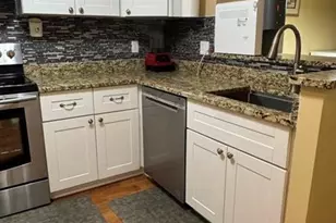 7515 NW 79th Ave, Tamarac, FL 33321 - Photo 3