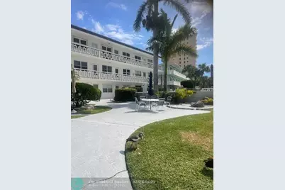 [Address not provided], Hallandale Beach, FL 33009 - Photo 15