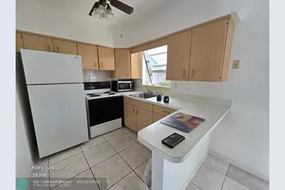 2222  Taylor St, Unit #11, Hollywood, FL 33020 - Photo 1