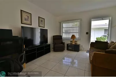 2222  Taylor St, Unit #11, Hollywood, FL 33020 - Photo 13