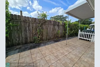 2222  Taylor St, Unit #11, Hollywood, FL 33020 - Photo 7
