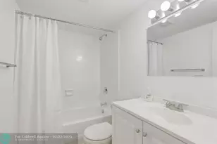 5501 NW 2nd Ave, Boca Raton, FL 33487 - Photo 17