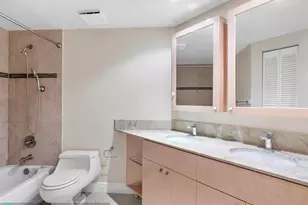 18260 N Bay Rd, Sunny Isles Beach, FL 33160 - Photo 29