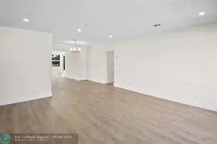 1104 SE 7th St, Deerfield Beach, FL 33441 - Photo 7