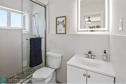 1104 SE 7th Street, Deerfield Beach, FL 33441 - Photo 23
