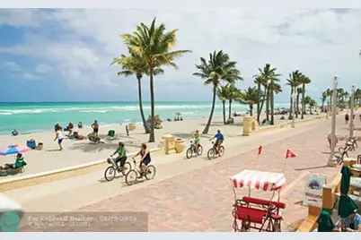 2213  Lincoln St, Unit #2, Hollywood, FL 33020 - Photo 17