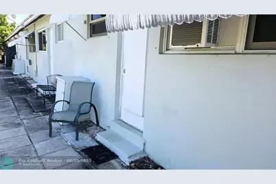 2213  Lincoln St, Unit #2, Hollywood, FL 33020 - Photo 9