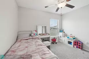 16621 Sunburst Lake St, Wimauma, FL 33598 - Photo 17