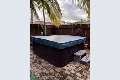 5631 NE 16th Ave, Fort Lauderdale, FL 33334 - Photo 7